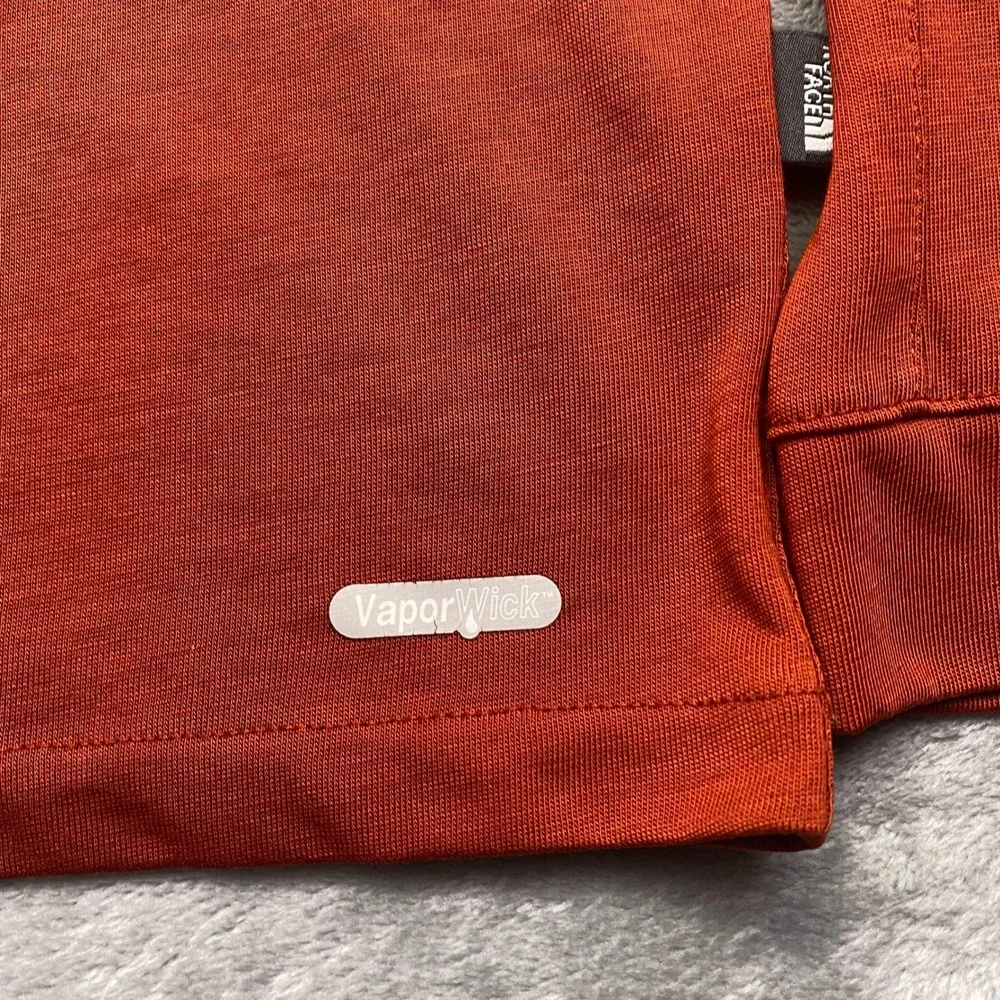 The North Face Mens VaporWick Long Sleeve Shirt Burnt Orange Rust Medium‎ M